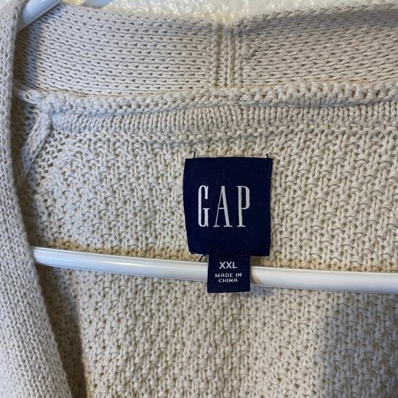 GAP Women's Beige Button-Up Cardigan - Picture 3 of 9